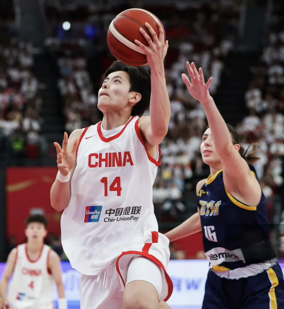 爱游戏官网-包含赛前体能课后，里昂战术微调备战CBA季后赛，球迷炸锅，训练强度明显提升的词条