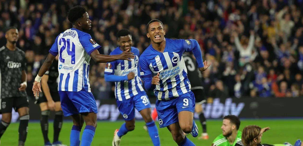 今晨布莱顿备战欧联，再遭质疑细节曝光，气氛紧张，临场指挥获称赞(查尔顿vs布莱顿历史交锋)