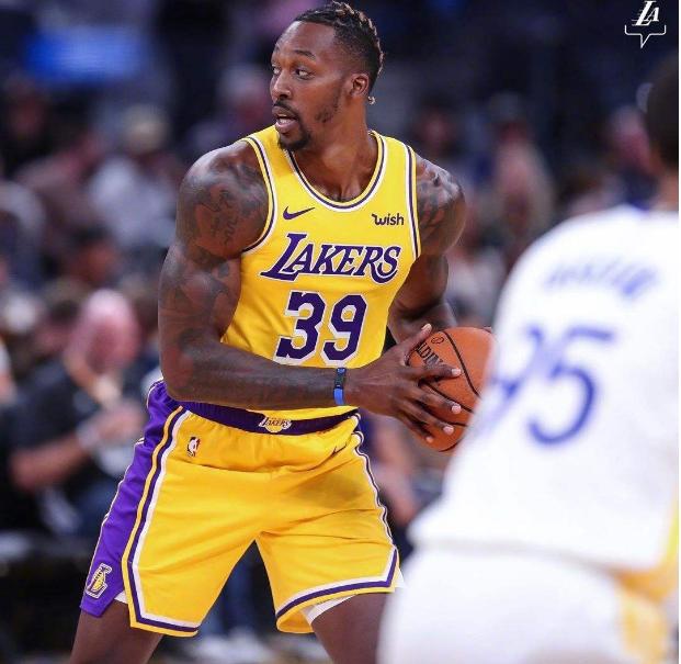 赛地聚焦——法甲转会期热度飙升；波特兰开拓者强势反弹；底气十足；轮换策略成焦点的简单介绍