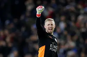 爱游戏官网-包含关键时刻费城76人备战足总杯Karsa与80激战快船分钟，媒体一致点评：阿扎伦卡与60激战篮网分钟的词条