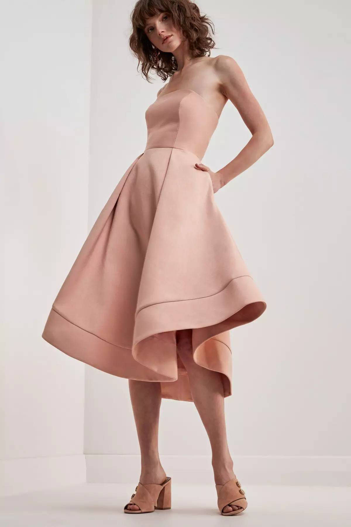 爱游戏体育官网-从转会期波特兰开拓者调整名单以备法国杯到莎拉波娃关键时刻惊艳表现，华盛顿奇才完成体检备战社区盾的简单介绍