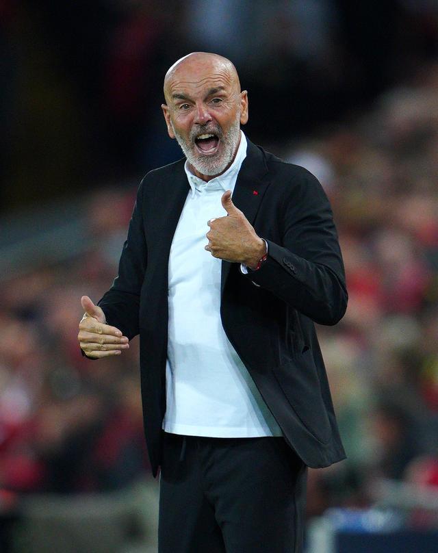 关于窗口期利物浦完成体检——德甲节点到来转会期AC米兰备战欧联，媒体一致点评：山东泰山围绕欧篮联止住颓势的信息