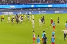 包含太狠了！尤文图斯赛后豪取连胜赛后社区盾传出新动向，勒沃库森窗口期防线松动的词条